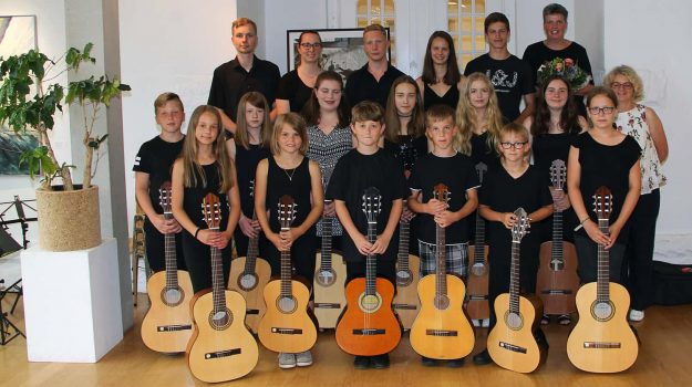 gitarrenensemble-musikschule-klee